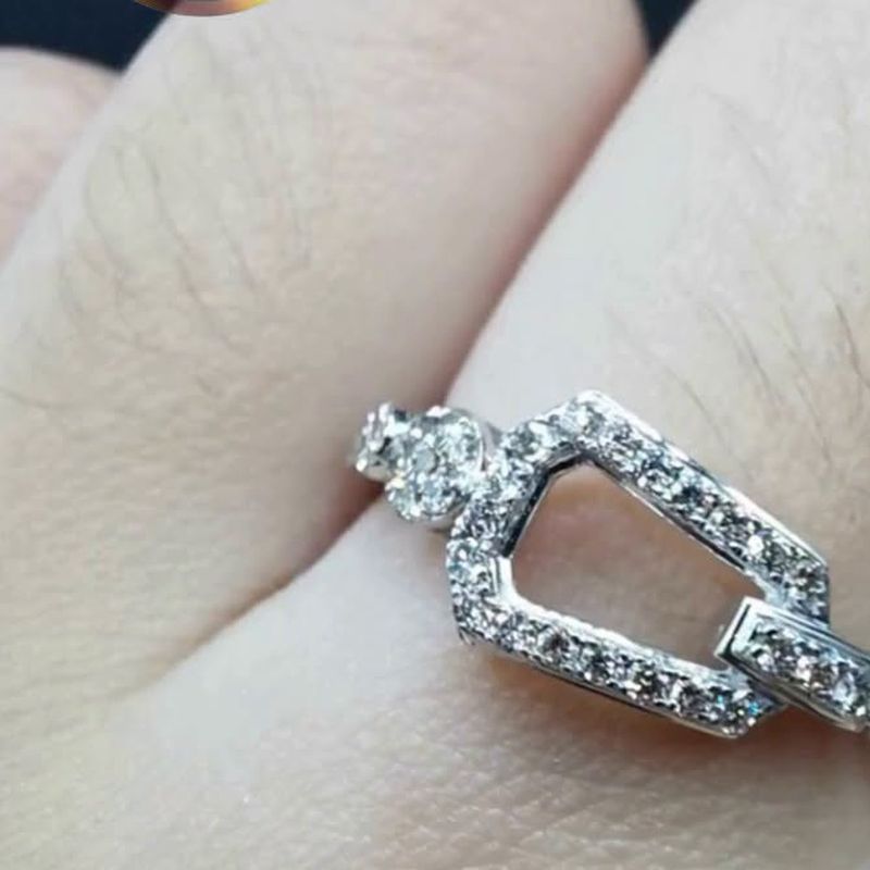 Chain Link Ring - natural diamonds in 18K Hong Kong gold.