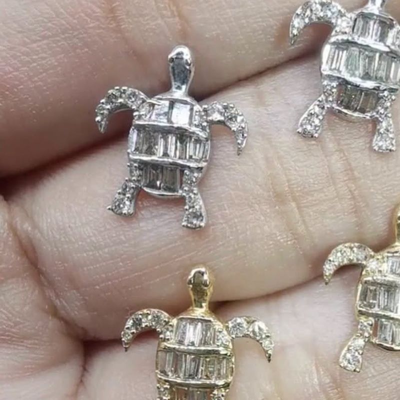 Diamond Turtle Earrings - natural diamonds in 18K Japan gold.
